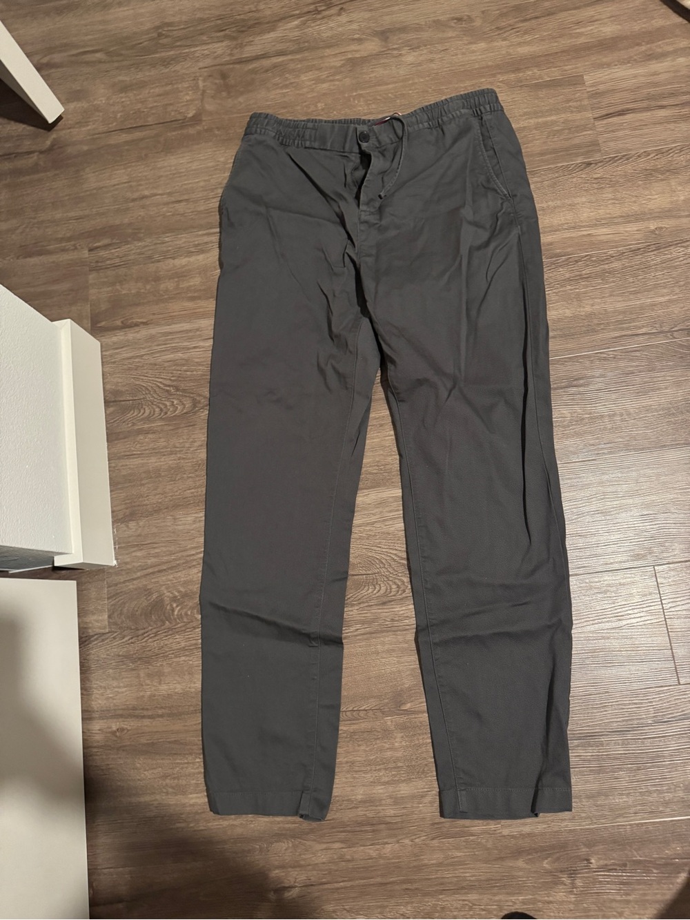 Tommy Hilfiger Men's Dark Gray Chino Pants